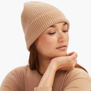 New Naadam Cashmere Beanie Hat in Camel